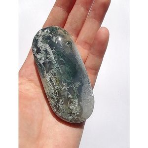 Moss Agate Palm Stone